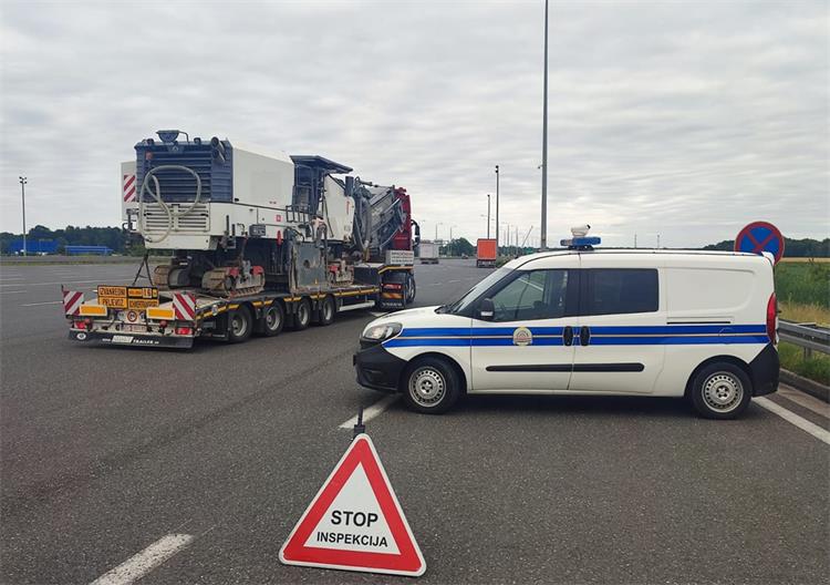 Slika /slike/foto ICPC/foto ICPC T42/1 ICPC T42 13-10_24.jpg